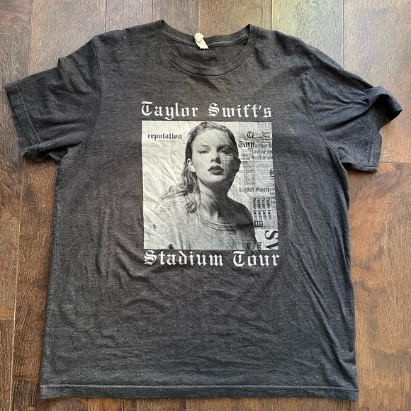 Taylor Swift Tops - Taylor Swift Black & White 'Stadium Tour' Graphic Tee